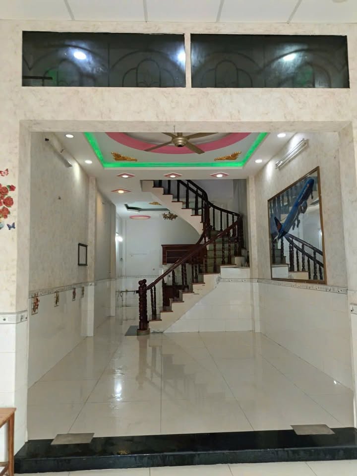 Front House cho thuê mặt tiền Trương Phước Phan, Bình Tân 60m² giá 13 triệu - Kinh doanh thuận lợi!