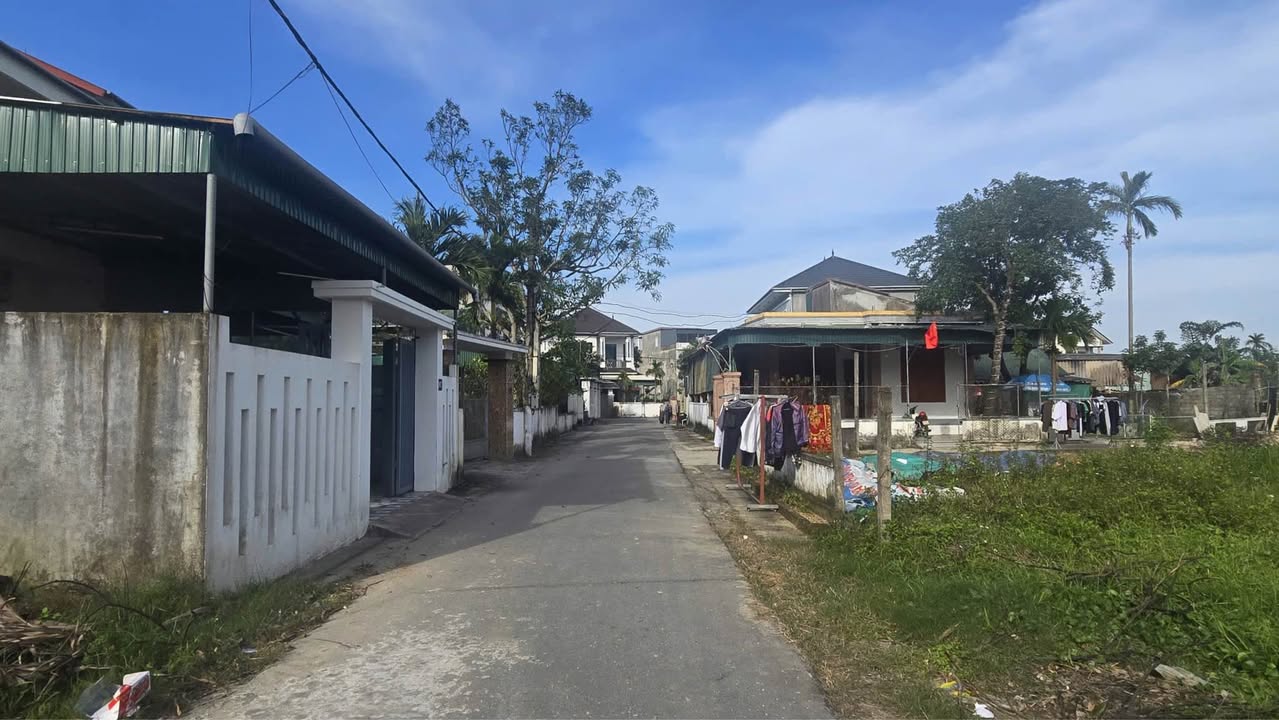 Đất nền Thạch Trung, Hà Tĩnh 160m² - Cạnh hồ điều hòa, giá tốt