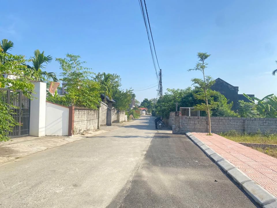 Đất thổ cư 95,1m² - 95,6m² tại Tân Tiến, Chương Mỹ - Giá chỉ 2 tỷ!