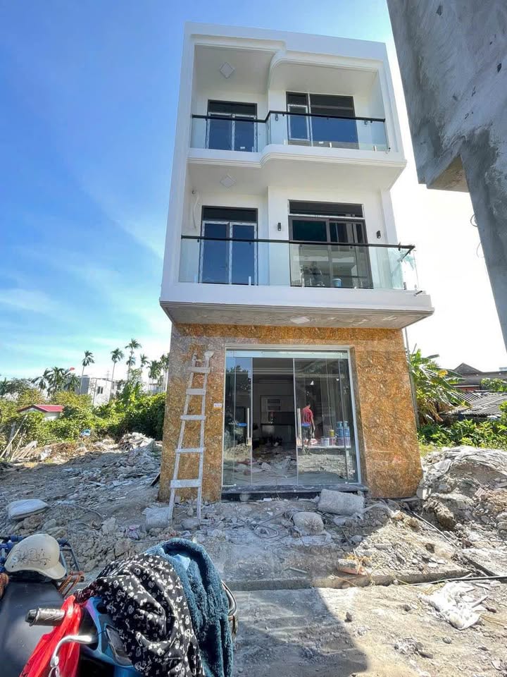 Nhà 3 tầng Hồng Thái, An Dương 50m² giá 2.09 tỷ - Thiết kế hiện đại, tiện ích đầy đủ!