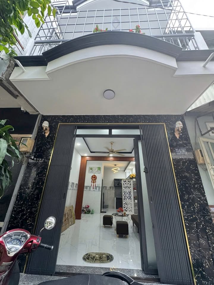 Nhà phố Hẻm 4.2 Đường Cao Lỗ, Quận 8, 31.5m² - Tặng nội thất cơ bản!