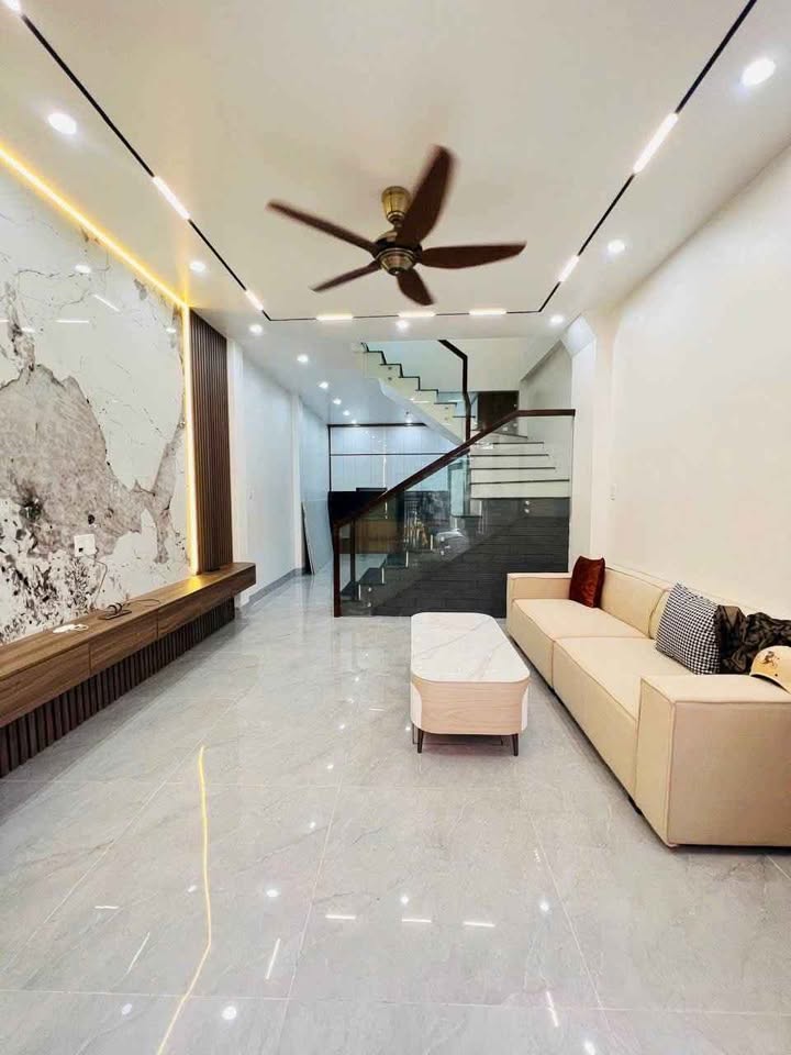 Nhà 3 tầng tại phường Kỳ Bá, Thái Bình - Giá chỉ 2.6 tỷ, chính chủ bán!