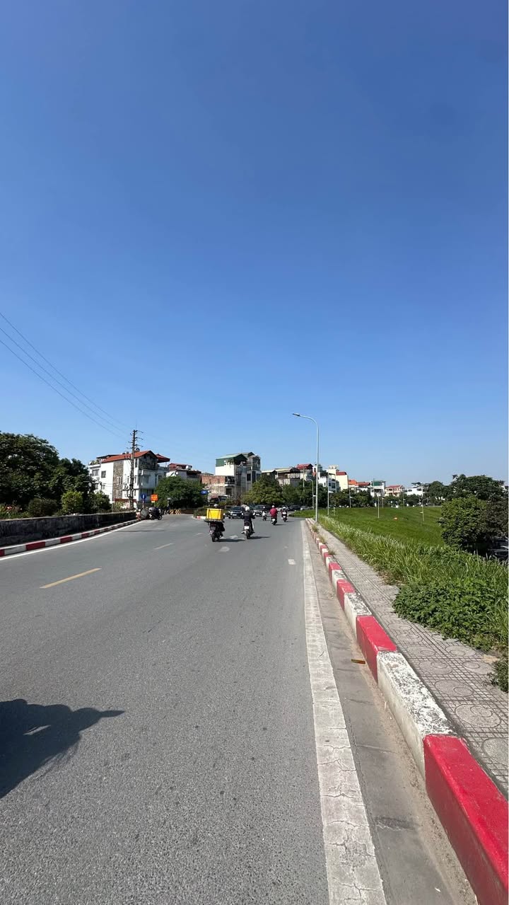 Đất nền Ngọc Thụy Long Biên 60m² giá 7.2 tỷ - Tiềm năng tăng giá mạnh!