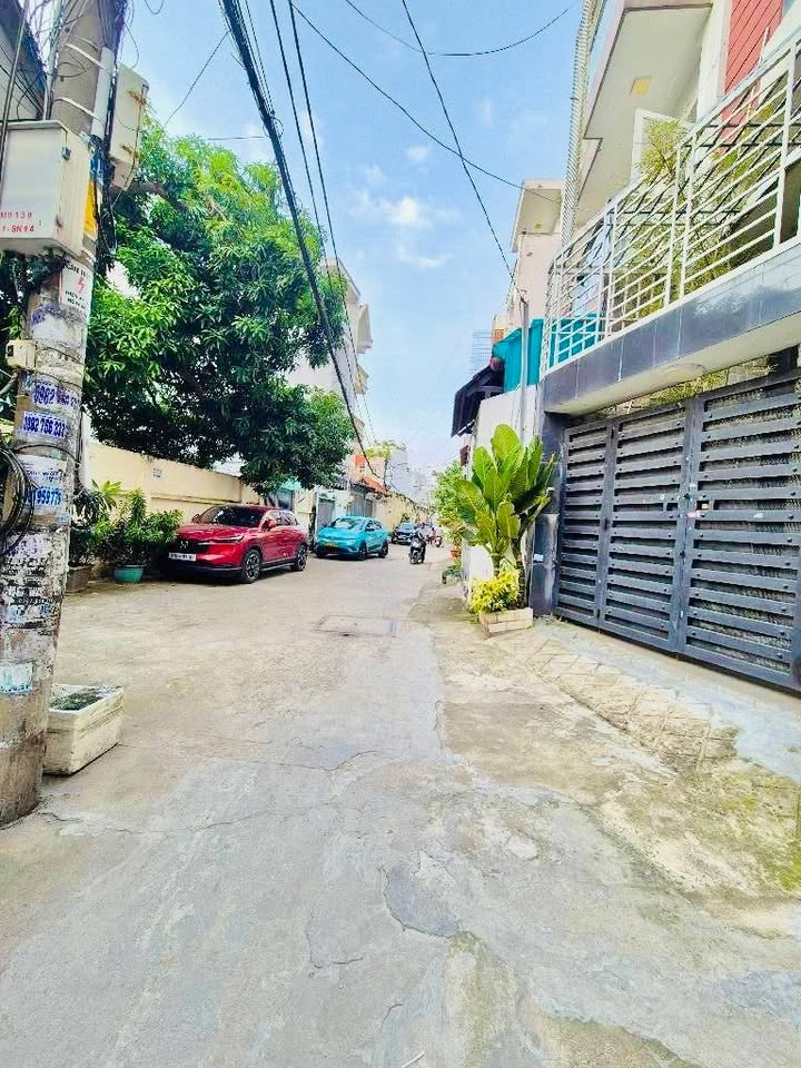 Nhà phố Bình Thạnh 63m² giá 11 tỷ - Mới vào ở ngay, xe hơi ngủ trong nhà!