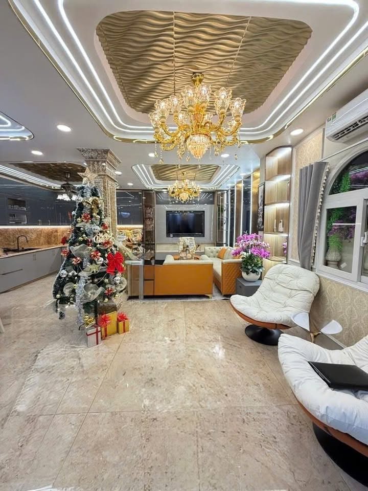 Biệt thự Tân Bình 74m² giá 12.49 tỷ - Ô tô đỗ cửa, full nội thất sang trọng!