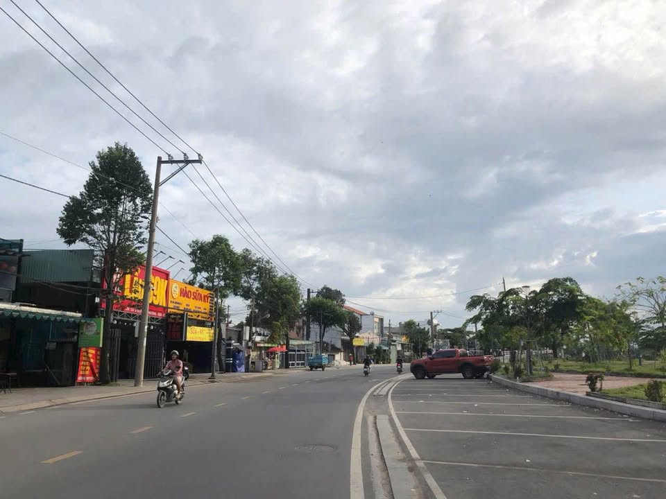 Nhà mặt tiền Bạch Đằng, Chánh Nghĩa 60m² giá 9 tỷ - Vị trí kinh doanh lý tưởng!