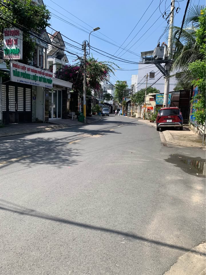 Nhà phố Tân Thới Hiệp 98m² giá 7 tỷ - Đầu tư sinh lời với 3 phòng trọ