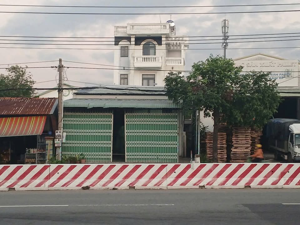 FrontHouse mặt tiền Đại Lộ Bình Dương 441m² giá 9 tỷ - Phù hợp vừa ở vừa kinh doanh!