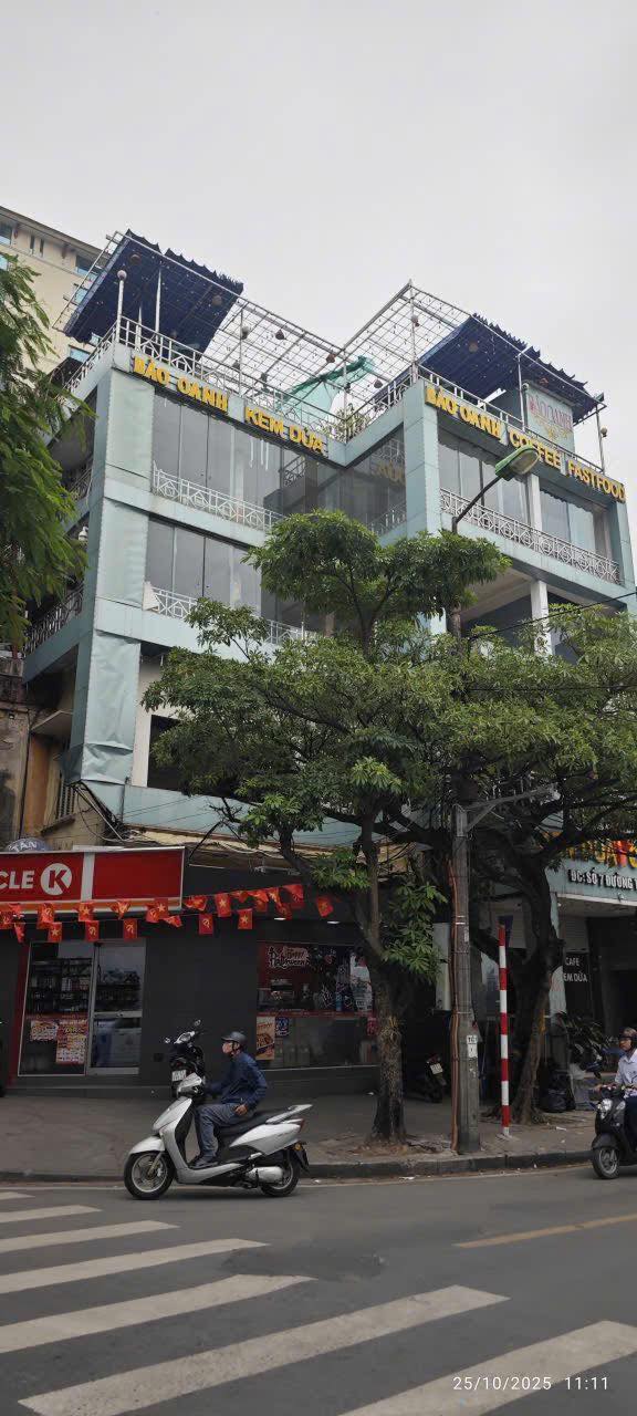 Cho thuê mặt bằng Đinh Lễ 70m² giá 120 triệu - Mặt tiền siêu hiếm, trung tâm Hoàn Kiếm!