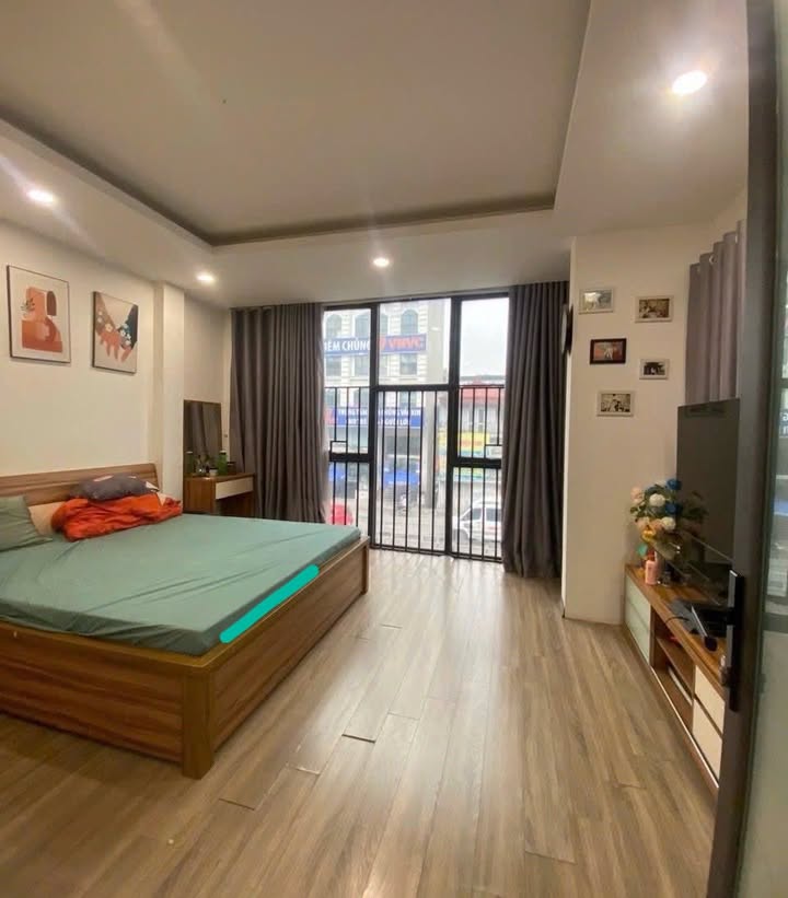 Cho thuê lô góc mặt phố Nghi Tàm, Tây Hồ - 68m² giá 40 triệu/tháng - Địa điểm vàng cho kinh doanh!