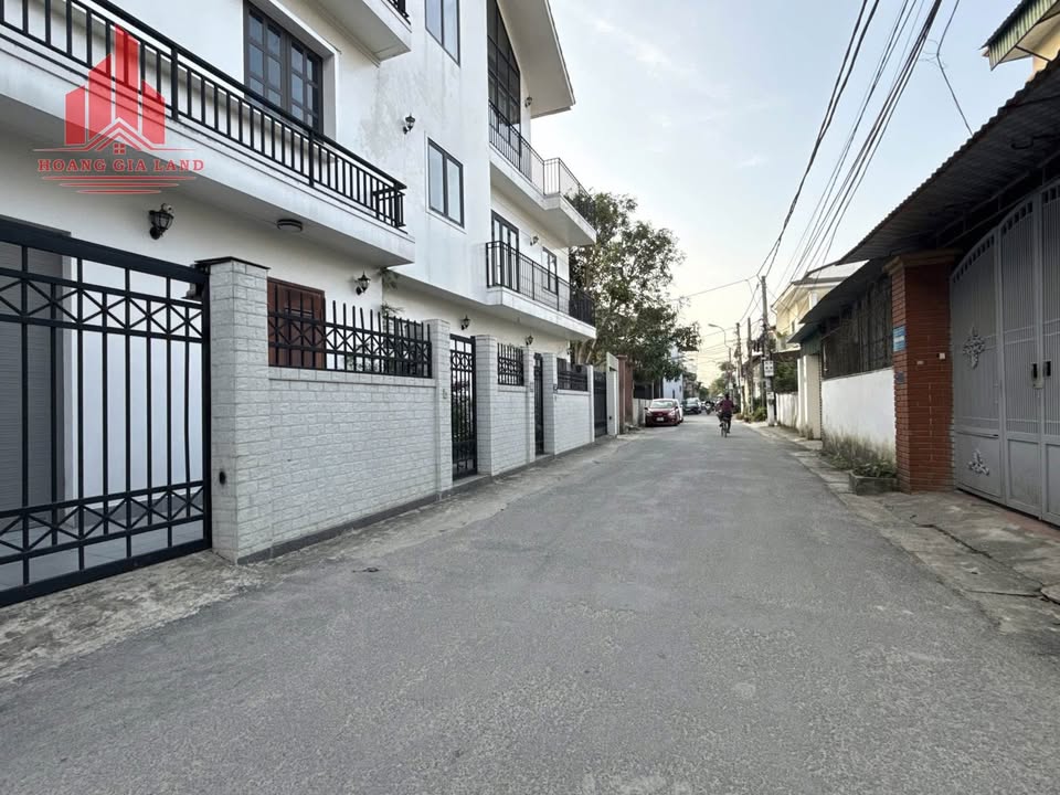 Dãy trọ mặt đường Phan Vân 77m² giá 4.x tỷ - Dòng tiền gần 60 triệu/năm!