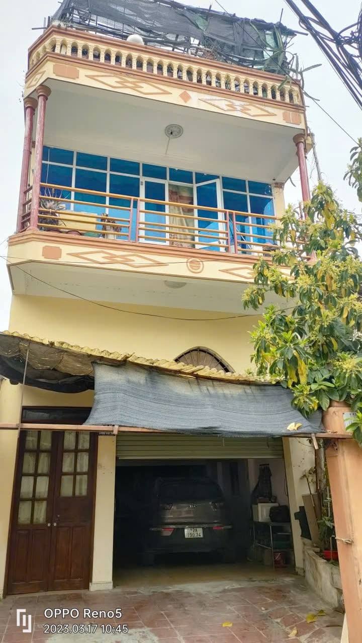 Nhà 2 tầng 1 tum mặt tiền rộng 6m tại phường Hoàng Văn Thụ - Giá chỉ 3 tỷ!