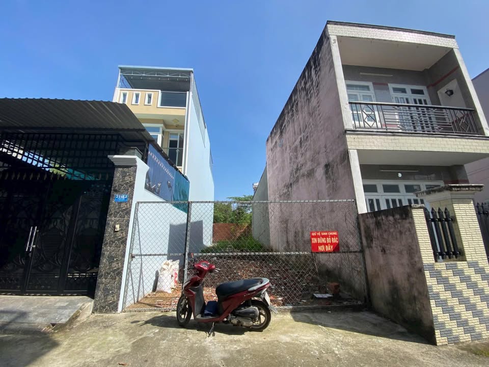 Đất nền 125m² hẻm 1/ đường 182 Tăng Nhơn Phú giá 5.6 tỷ - Sổ hồng riêng, thương lượng tốt!