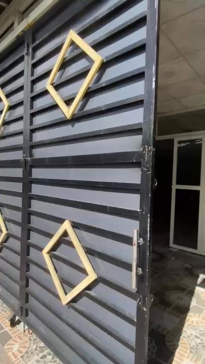 Nhà phố Châu Đốc 248m² giá 9 tỷ - Bán gấp, khu dân cư an ninh!