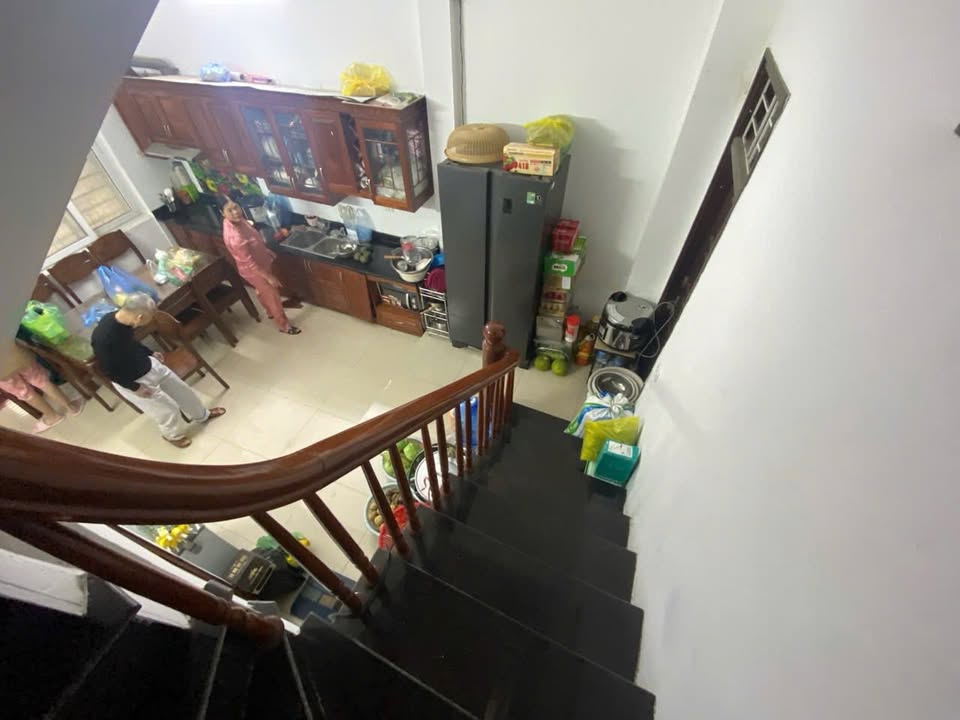 Nhà riêng Ba Đình Vĩnh Phúc 32m² giá 8.3 tỷ - Sổ đỏ chính chủ, ô tô vào tận nơi!