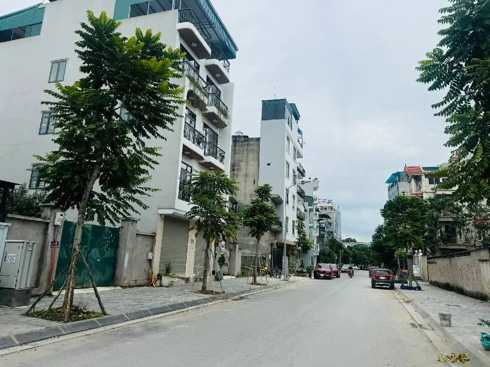 Đất nền Phúc Lợi 48m² giá 5.85 tỷ - Đầu tư sinh lời, vị trí đắc địa!