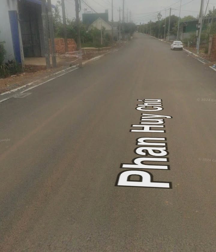 Đất thổ cư mặt tiền Phan Huy Chú, Khánh Xuân, 690m² - Giá chỉ 5.75 tỷ!