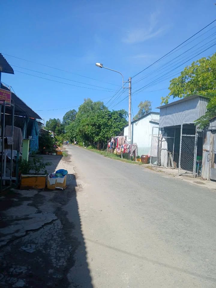 Đất Đô Thị Lộ Hòa Tây, Cao Lãnh 170m² giá 2.8 tỷ - Nhà tiền chế tặng kèm!