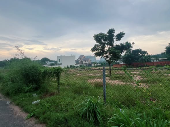 Đất Định Hòa Thủ Dầu Một 175m² giá 2.55 tỷ - Mặt tiền nhựa, gần bệnh viện lớn!