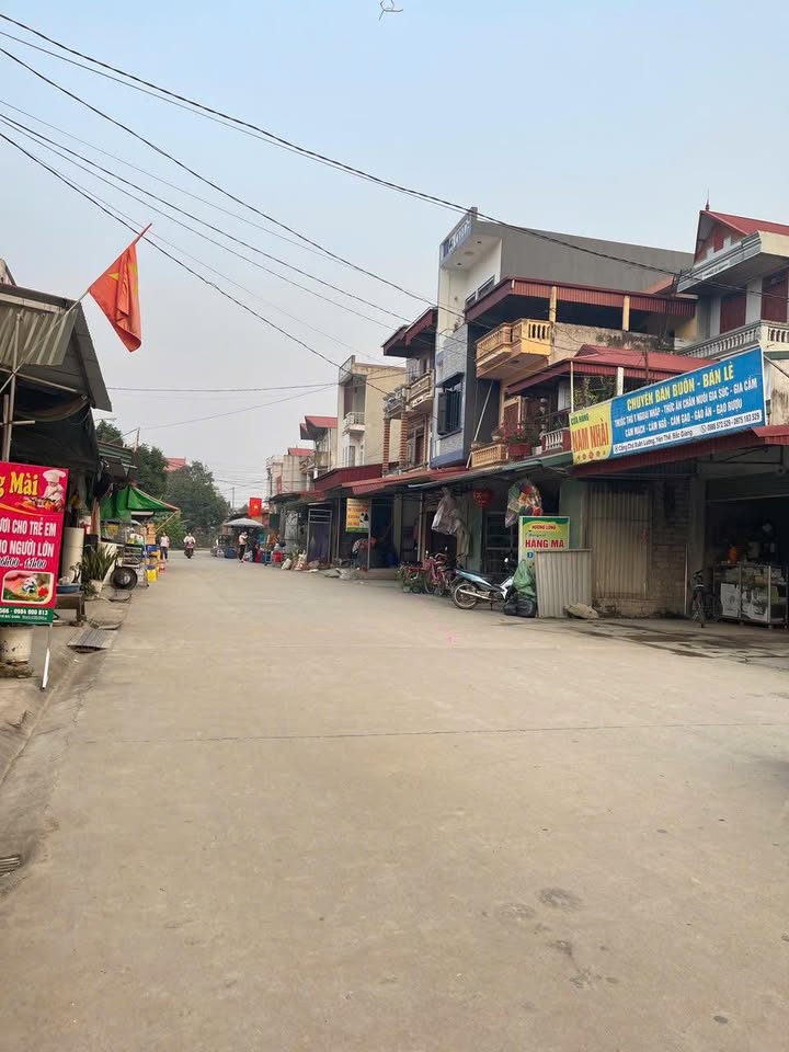 Đất nền kinh doanh tại chợ Xuân Lương, Yên Thế, Bắc Giang 100m² - Giá chỉ 1.8 tỷ!