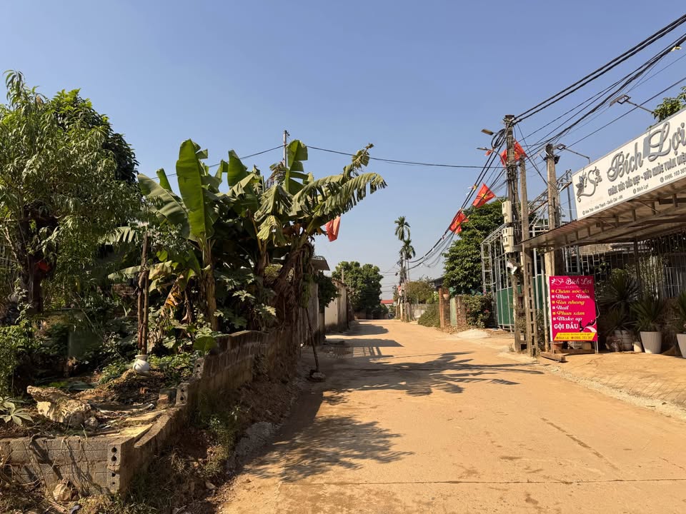 Đất thổ cư 360m² mặt đường DH09, Quốc Oai - Sổ đỏ chính chủ, giá thỏa thuận!