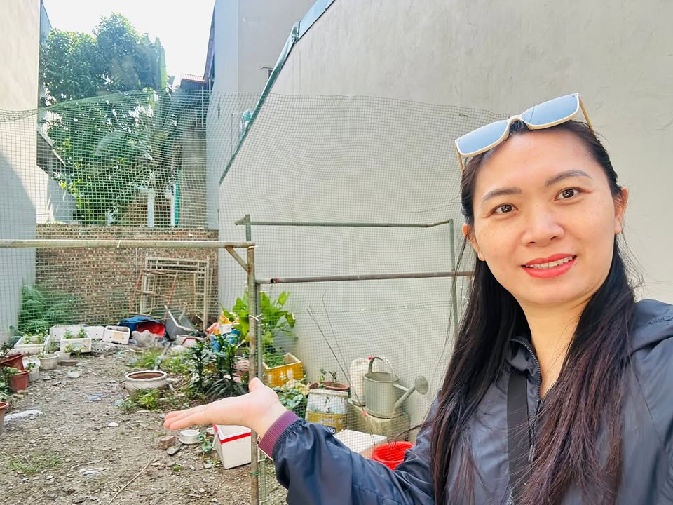 Đất nền Thạch Bàn Long Biên 40m² giá 7 tỷ - Ô tô vào tận đất!