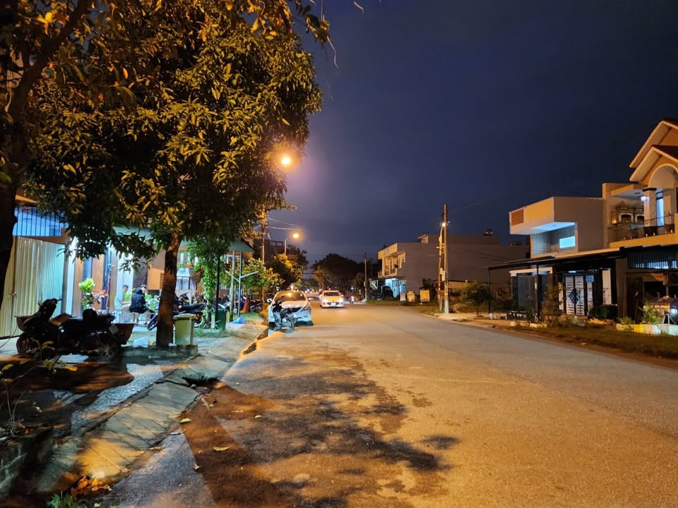 Đất nền mặt tiền Huỳnh Lắm 100m² giá 6 tỷ - Sổ đỏ chính chủ, thương lượng!