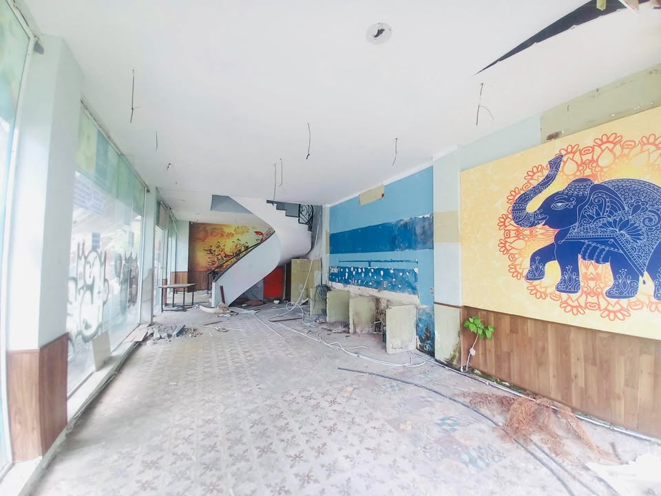 Cho thuê nhà 4 tầng mặt tiền Thái Phiên, Hải Châu 70m² - Kinh doanh mọi ngành nghề!