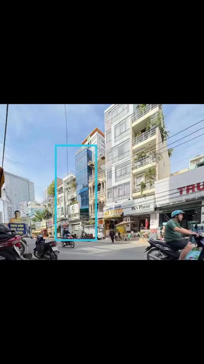 Bán tòa nhà văn phòng mặt tiền Nguyễn Văn Thương, Bình Thạnh 315m² - Kinh doanh sầm uất!