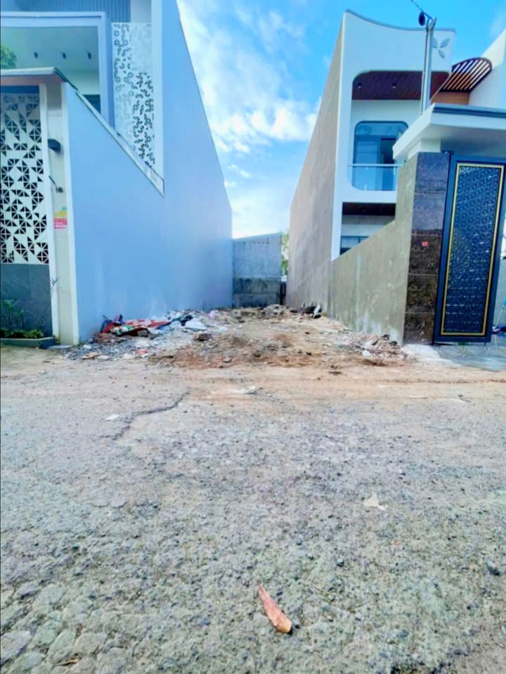 Đất thổ cư KP3 Trảng Dài Biên Hòa 105m² giá 3.2 tỷ - Sổ đỏ riêng chính chủ!