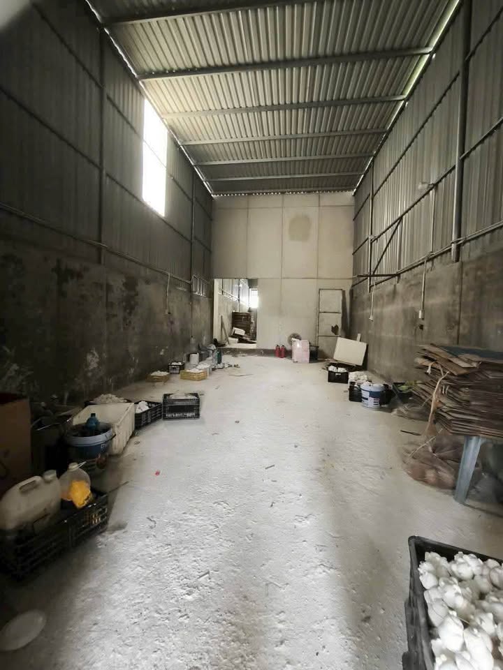 Cho thuê kho Trảng Dài 150m² giá 3 triệu - Không gian cao ráo, thoáng mát!