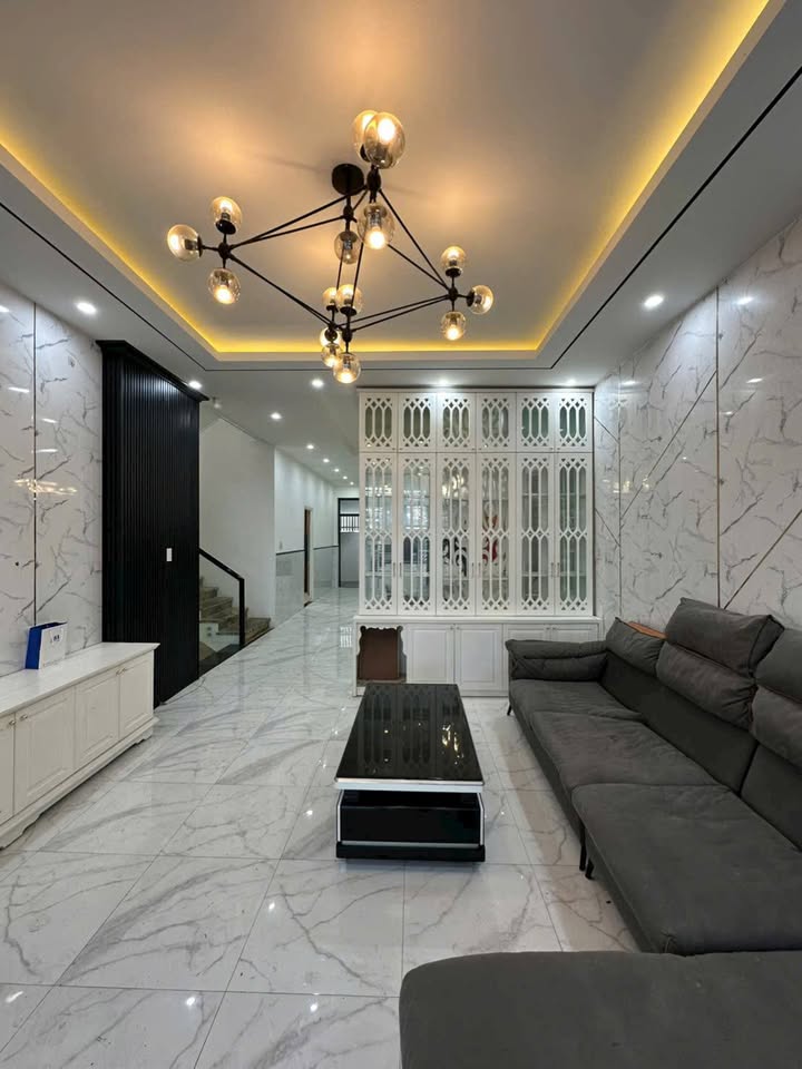 Bán biệt thự KDC An Bình 190m² giá 5.3 tỷ - Hướng Đông Nam, hoàn công đẹp!