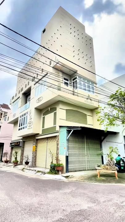 Đất nền lô góc đường Hoàng Minh Thảo 81m² giá 3.6 tỷ - Tặng nhà yến