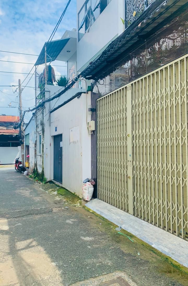 Nhà bán Gò Vấp 41m² giá 4.4 tỷ - Chính chủ, sẵn sàng vào ở!