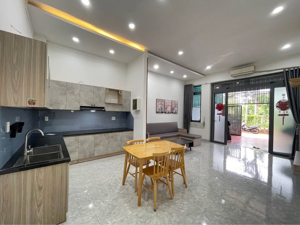 Nhà phố 473 Y Moan, Buôn Ma Thuột 125m² giá 2.55 tỷ - Sẵn sàng vào ở!