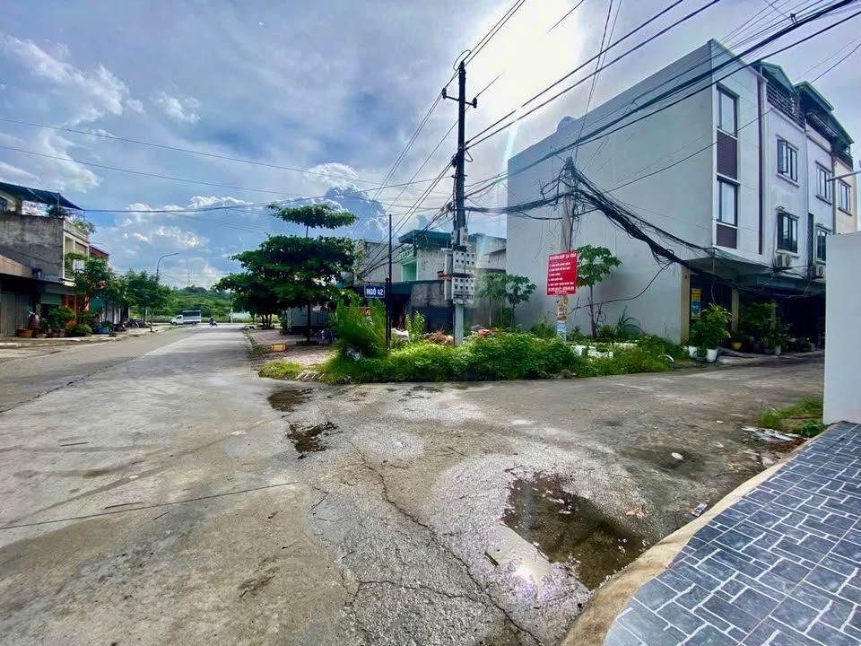 Đất nền Khu Đô Thị Ông Nhan Hạ Long 60m² giá 2.8 tỷ - Cơ hội đầu tư hấp dẫn!