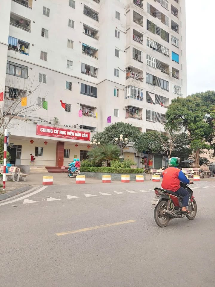 Nhà phố Ngọc Thụy, Long Biên 46m² giá 14 tỷ - Kinh doanh đỉnh cao, ô tô tránh nhau!