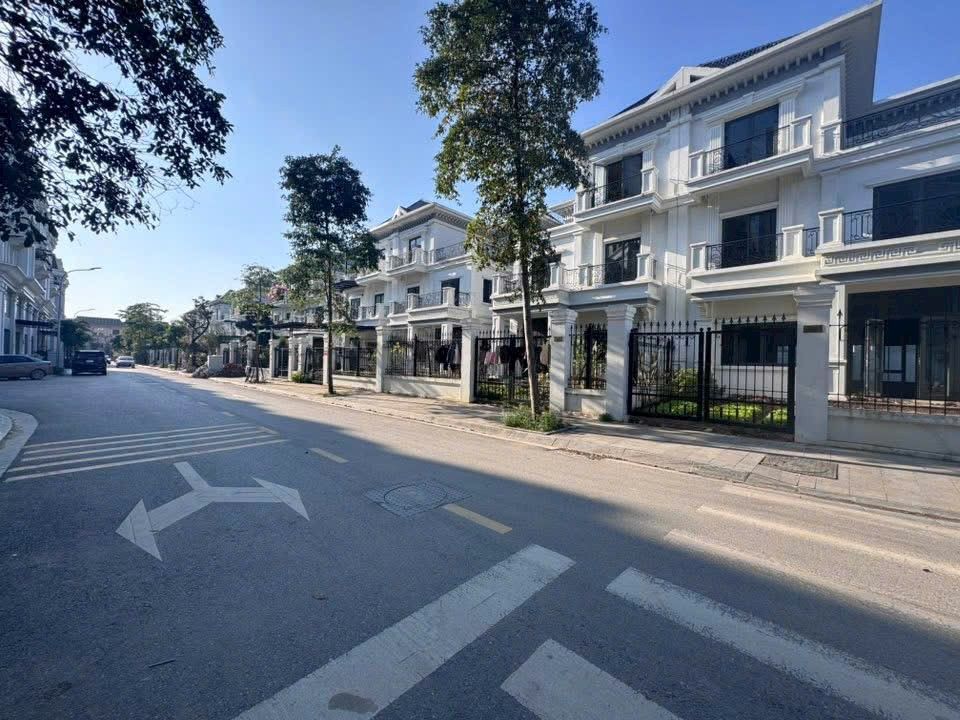 Biệt Thự CATALAN Phường Đông Kinh 243m² giá 9 tỷ - Sổ đỏ chính chủ