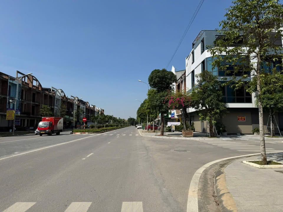 Đất KĐT Núi Long Thanh Hóa 79m² - Mặt tiền 5m, giá tốt thương lượng!