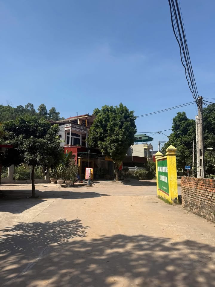 Đất Lãm Trại Bắc Ninh 83m² giá 3.5 tỷ - Mặt tiền 5m, ô tô tránh nhau thoải mái!