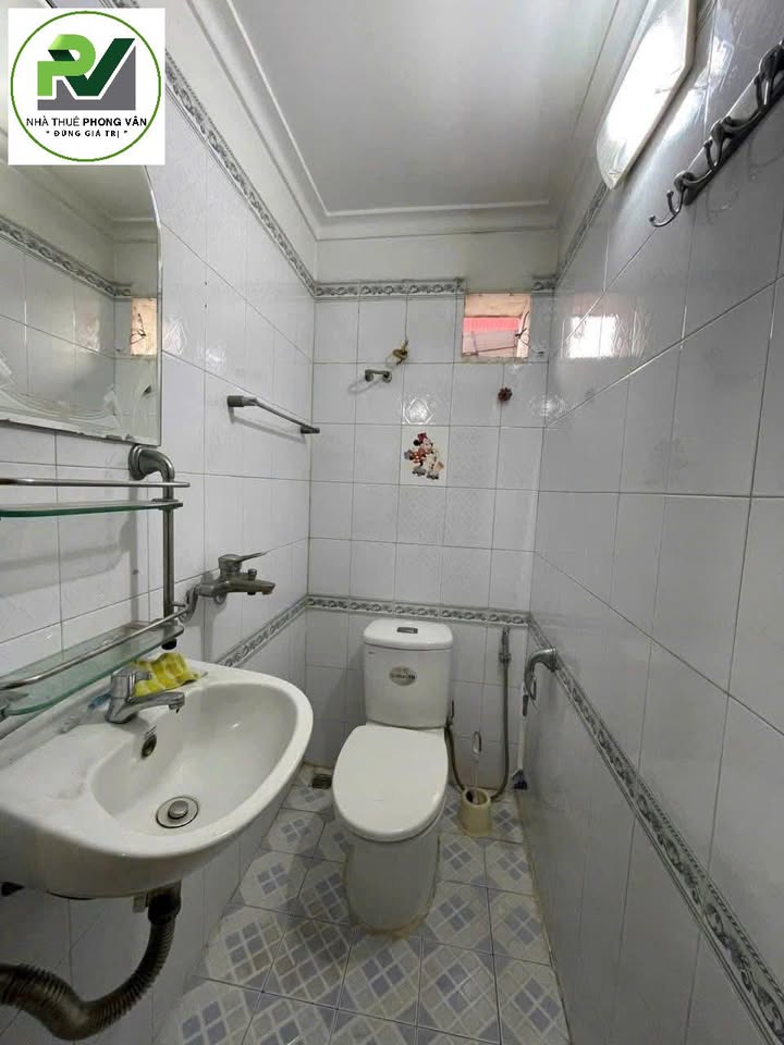 Nhà mặt tiền đường Nguyễn Công Hòa, Lê Chân, Hải Phòng 60m² giá 10 triệu - Kinh doanh mọi mặt hàng!