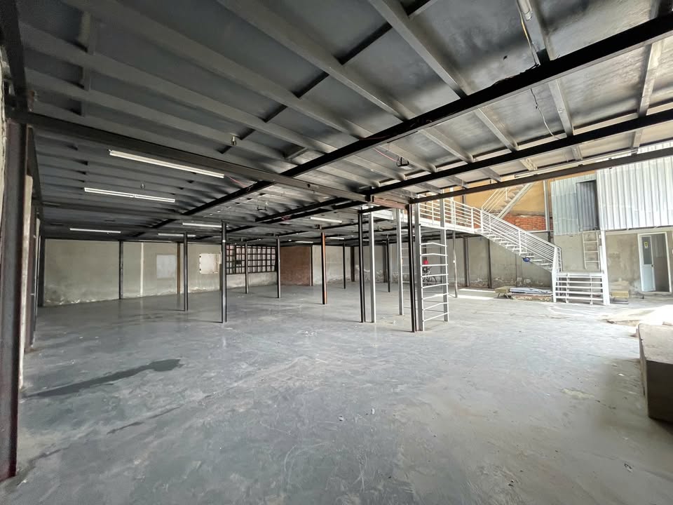 Cho thuê mặt bằng tầng trệt 293/1 Ung Văn Khiêm, Quận Bình Thạnh - 288m² giá 35 triệu/tháng