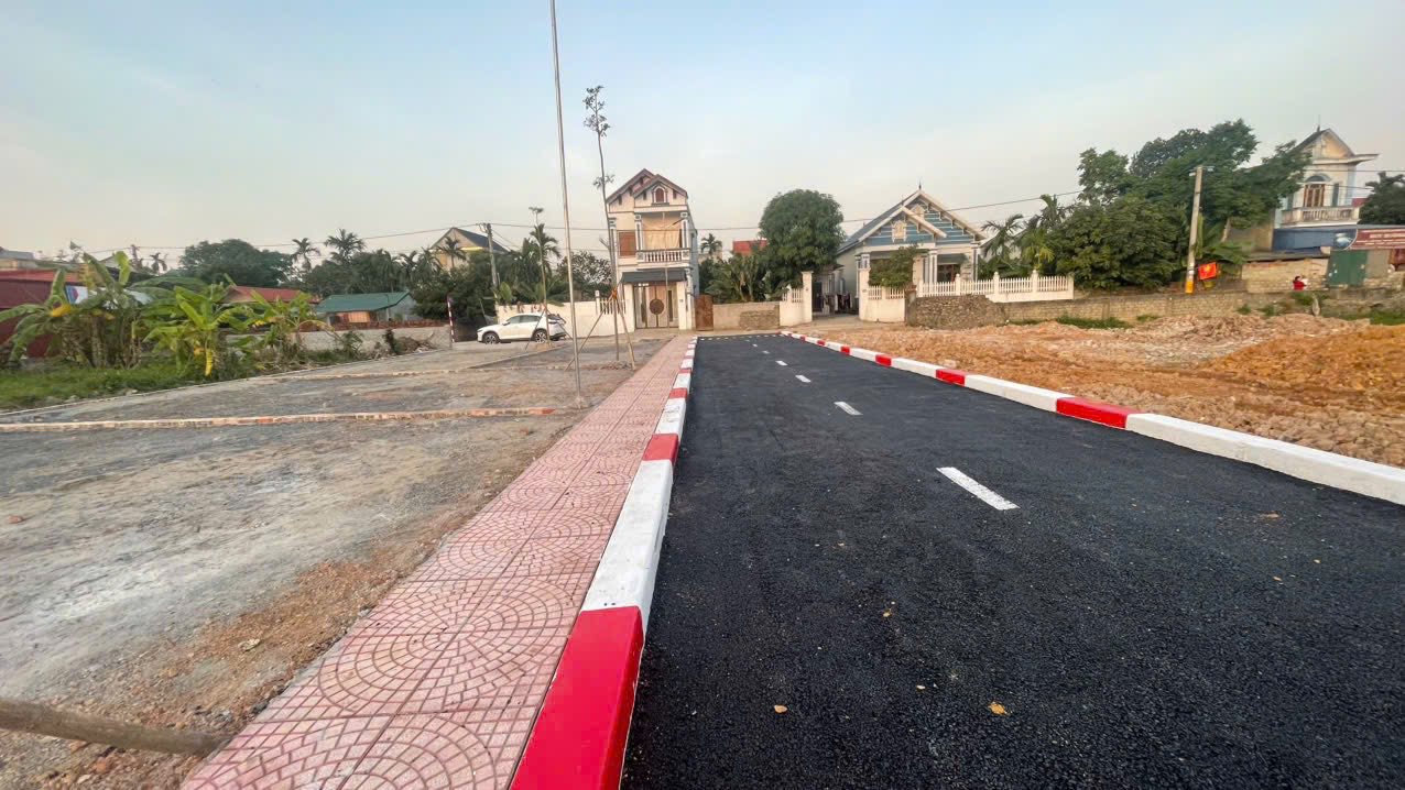 Đất mặt đường trục Hương Sơn, Mỹ Đức 80m² giá 1 tỷ - Cơ hội đầu tư tuyệt vời!