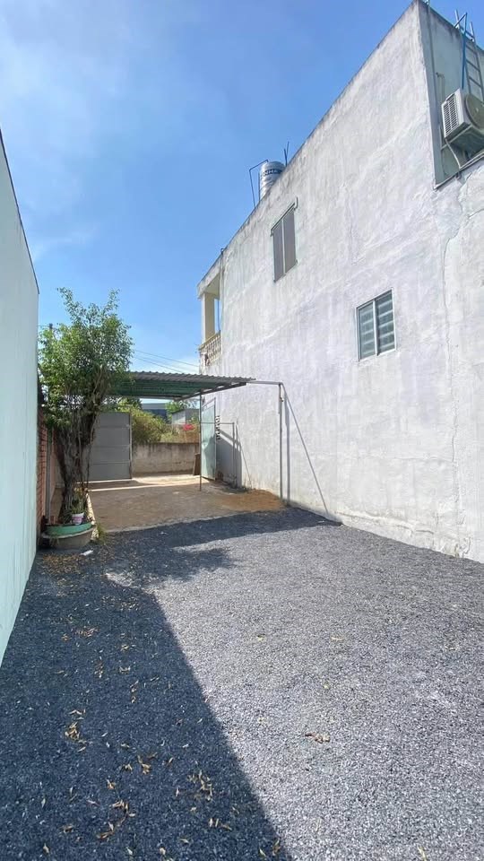 Bán đất 110m² đường Tân Thới Nhì 24, Hóc Môn - Giá 1.7 tỷ VND - Cơ hội đầu tư tuyệt vời!