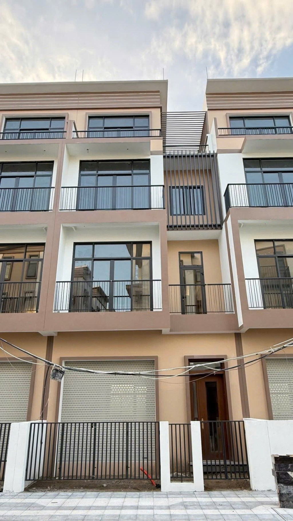 Nhà phố T&T City Millennia Long Hậu 90m² giá chỉ 1,3 tỷ - Mở bán ngay!