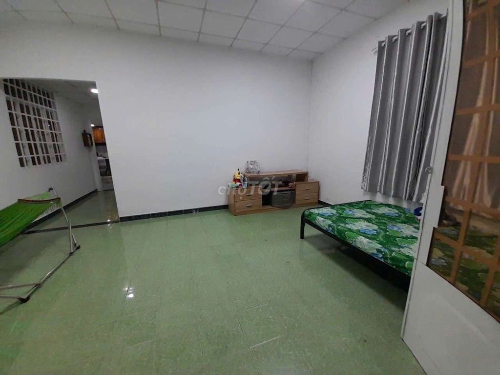 Nhà cho thuê đường số 8, Linh Xuân, Thủ Đức 138m² - Nội thất đầy đủ, sân rộng thoáng!