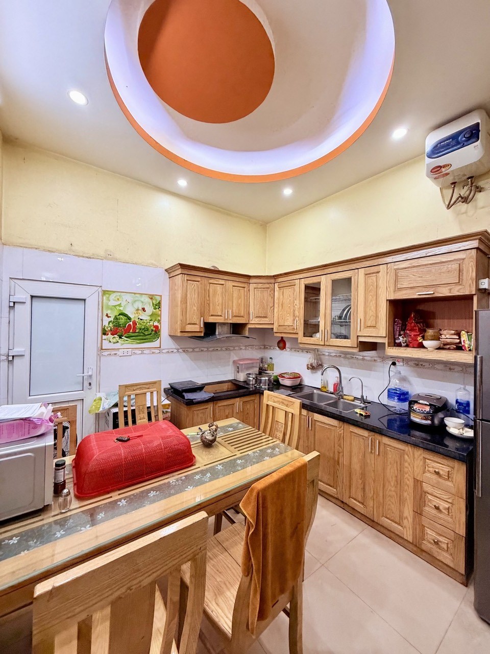 Bán nhà Phương Liệt, Quận Thanh Xuân, 40m² giá 16.8 tỷ - Mặt ngõ ô tô, kinh doanh sầm uất!