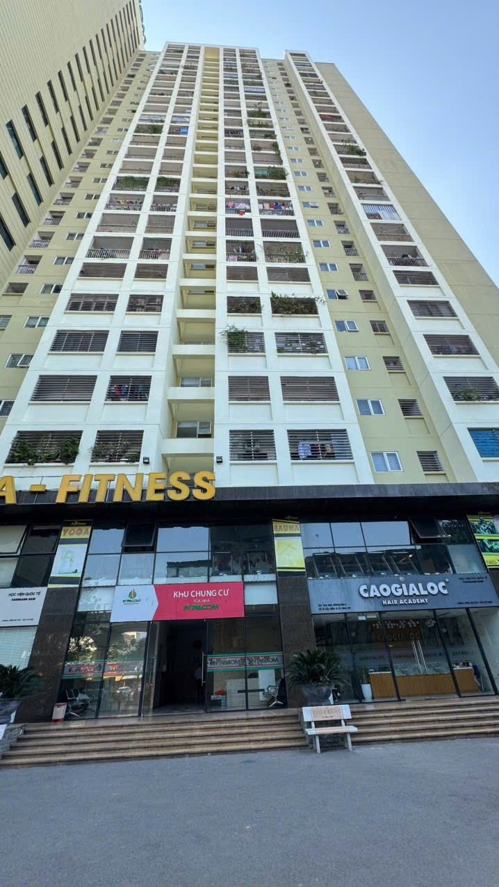 Căn hộ Intracom 33 Cầu Diễn 94m² giá 6.8 tỷ - Ban công rộng, view thoáng