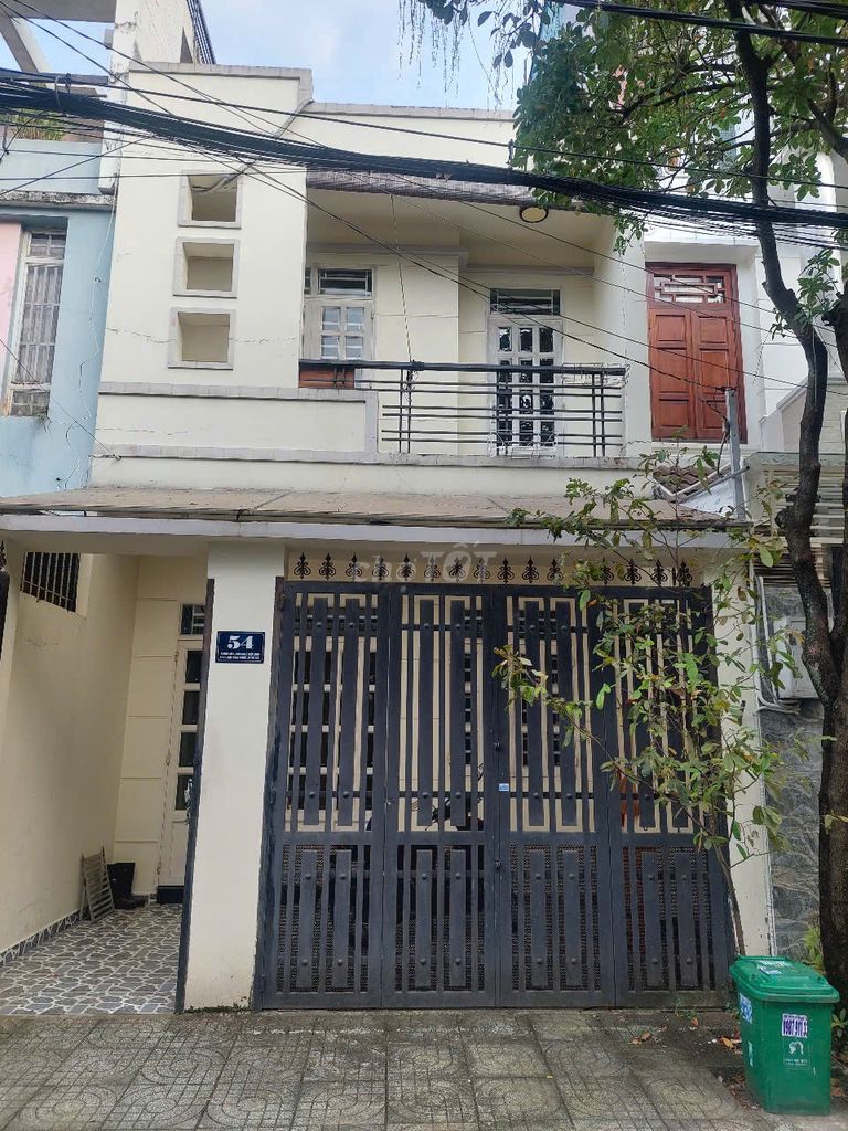 Nhà 2 Tầng 5x20m 2PN 2WC KDC Hồng Long, Thủ Đức - Thuê Ngay