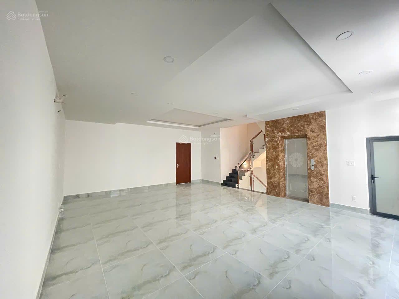 Nhà phố T4 Manhattan Vinhomes Grand Park 205m² giá 38 tỷ - Mặt tiền view Công viên Ánh Sáng!